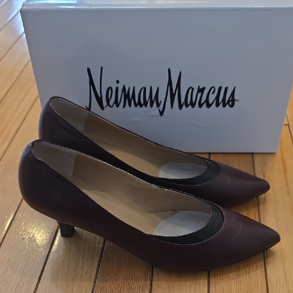 Neiman Marcus Napa Leather Burgundy Kitten Heels 8.5